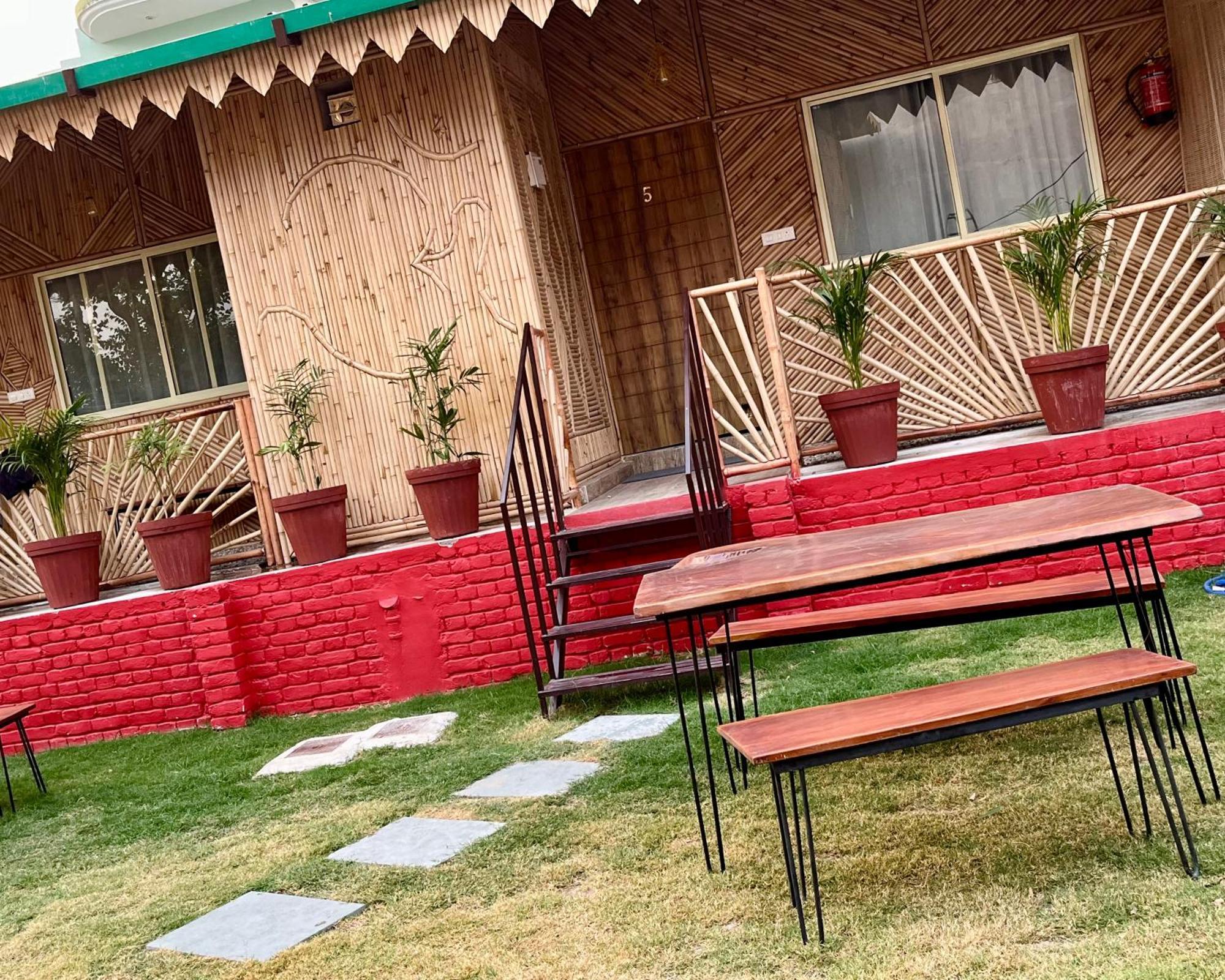 Bamboo Garden Cottages And Cafe Rishīkesh Exterior foto